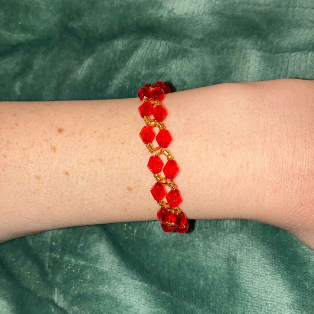 Elegant Red Beaded Bracelet